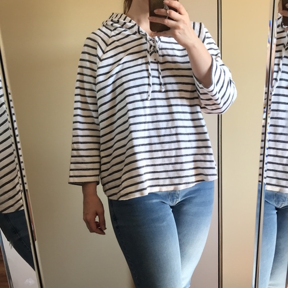 2X white & grey stripped sweater - Picture 2 of 5